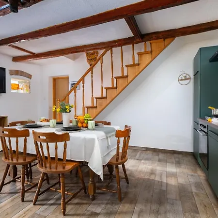 Casa vacanze Typisch Istrisches Mit Garten *