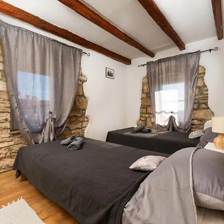 Casa vacanze Typisch Istrisches Mit Garten *
